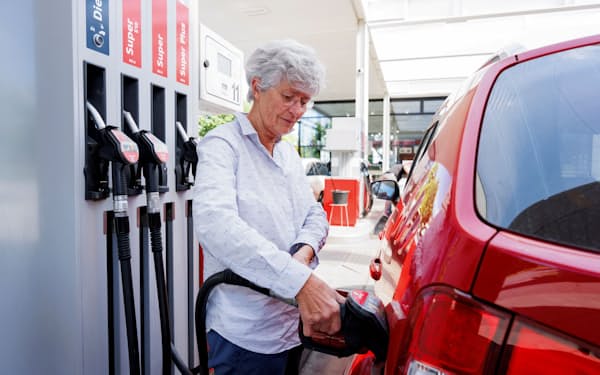 ドイツではガソリン価格の高騰対策が終わる反動でインフレ加速も（ミュンヘン）＝ロイター