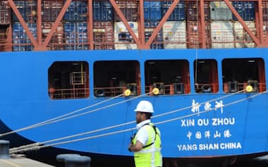 メキシコの輸入額は約2割を中国が占める(ラサロカルデナス港=メキシコ中西部ミチョアカン州)