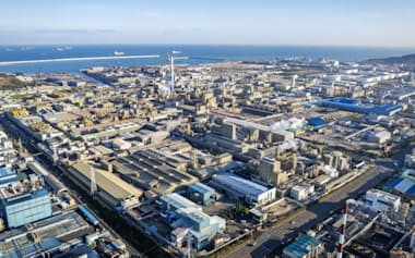 韓国・蔚山市にある高麗亜鉛の精錬所はアンチモンなどを生産する=同社提供