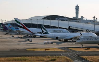 関西国際空港では旅客ターミナルに続いて国際貨物エリアの大規模改修にも着手する