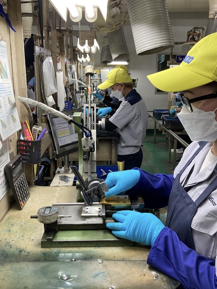 遠藤製作所 ゴルフの検品を効率化 レーザー技術活用 日本経済新聞 遠藤製作所 ゴルフの検品を効率化 レーザー技術活用 日本経済新聞