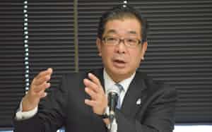 積水ハウスの仲井嘉浩社長は「米国でのゲームチェンジャーを目指したい」と語った(19日、大阪市) 積水ハウスの仲井嘉浩社長は「米国でのゲームチェンジャーを目指したい」と語った(19日、大阪市)