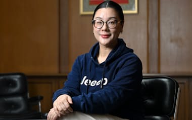 「介護未満」の状態にある父を、決して無理をしない形で支え続けるジェーン・スーさん