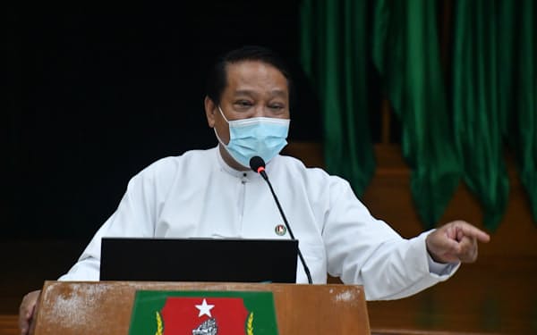 連邦団結発展党の党首に就任するキンイー氏（2020年11月、ヤンゴン）