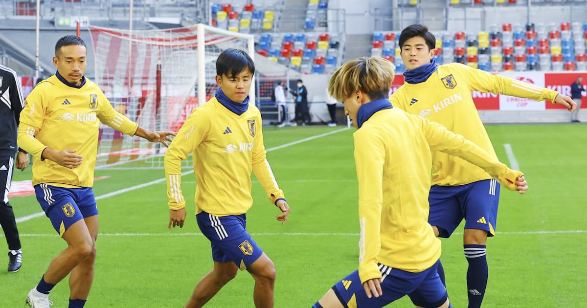 強豪にどうプレスをかけ どう回避 長友ら議論重ねる 日本経済新聞 強豪にどうプレスをかけ どう回避 長友ら議論重ねる 日本経済新聞