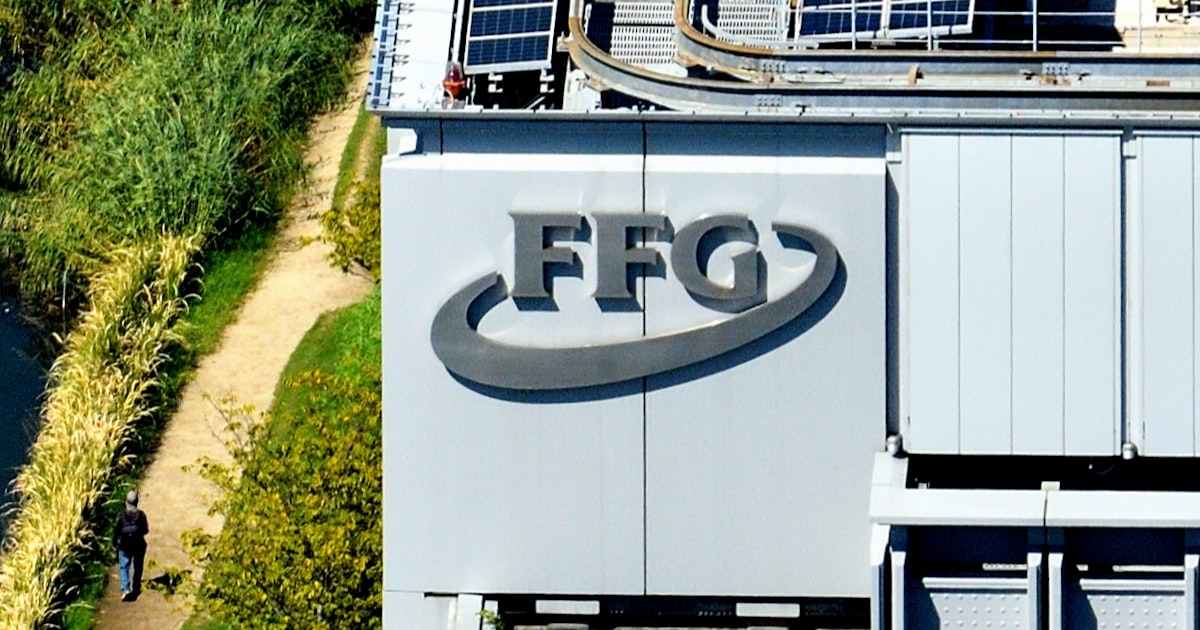 ふくおかFG株価最高値 ゴールドマン「日銀1.5%まで利上げ」 - 日本経済新聞