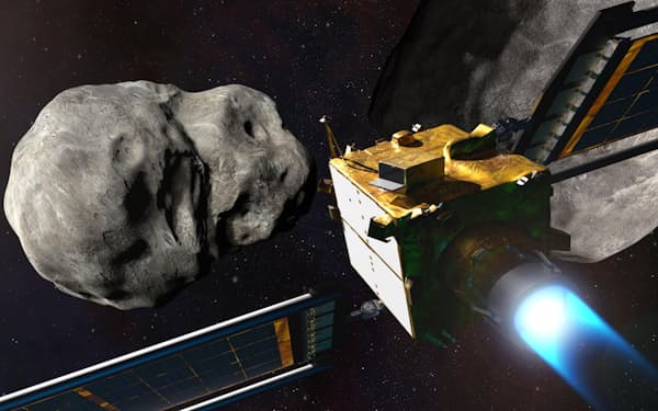 　小惑星ディモルフォスに向かう探査機DARTのイメージ（NASAなど提供・共同）