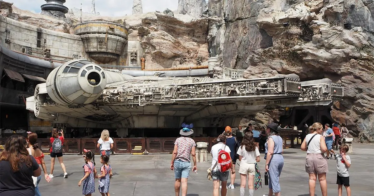 ディズニー 謎のクリエーティブ集団の実態に迫る 日本経済新聞 ディズニー 謎のクリエーティブ集団の実態に迫る 日本経済新聞