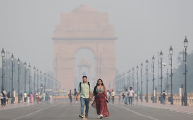 デリーは年間を通じて大気汚染に悩まされているが、特に年末にかけて状況が悪化する傾向にある=小林健撮影
