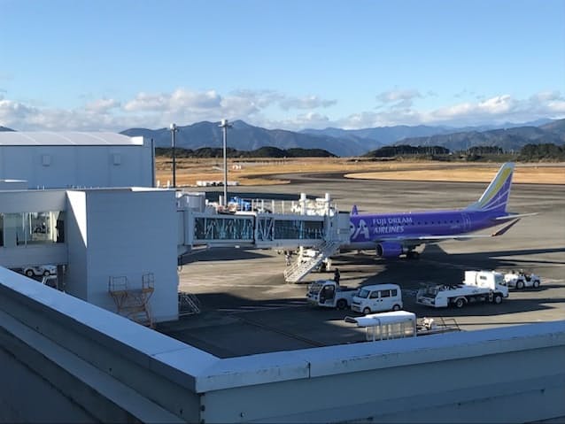 静岡空港の国際線年内再開へ まず台湾や韓国軸に 日本経済新聞 静岡空港の国際線年内再開へ まず台湾や韓国軸に 日本経済新聞