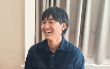 「人のあたたかさから出発した映画を目指している」と話す坂本憲翔監督