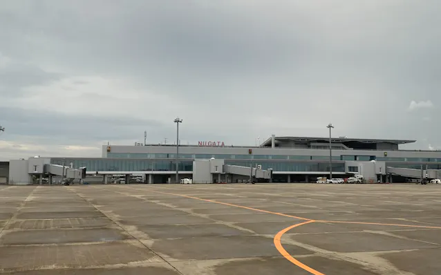 新潟空港の国際線再開 タイガーエア台湾が協議 県局長 日本経済新聞 新潟空港の国際線再開 タイガーエア台湾が協議 県局長 日本経済新聞