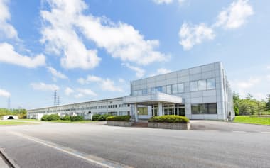 白山は石川工場に2億円を投じ、光コネクター部品「MTフェルール」の生産を3割増やす