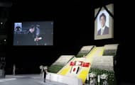 安倍元首相の国葬で追悼の辞を述べる岸田首相（9月27日、東京都千代田区の日本武道館）=代表撮影