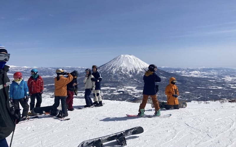 ニセコエリアへの国内スキー客は底堅い(ニセコアンヌプリ) ニセコエリアへの国内スキー客は底堅い(ニセコアンヌプリ)