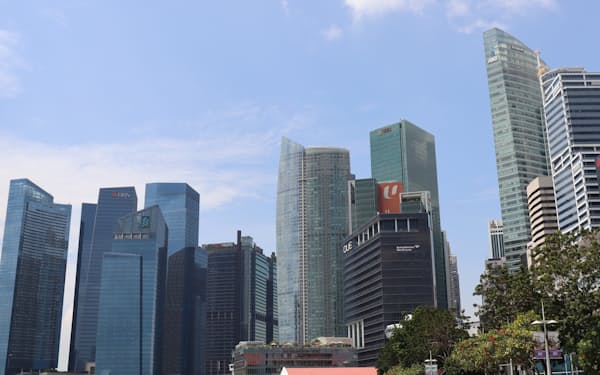 シンガポール中心部のオフィス賃料はコロナ禍の落ち込みから回復した