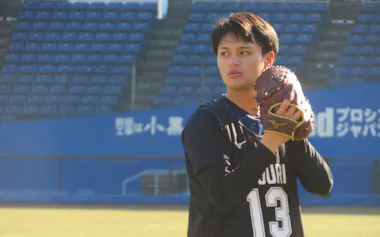 入寮に際し、明大時代までの表彰の品々は持ち込まなかったというロッテ・毛利海大。前だけを見て進む