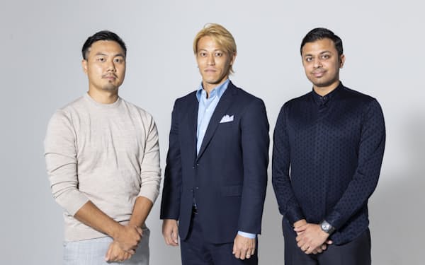ＸＰＶサークルファンドを立ち上げた（左から）共同創業者の中西武士氏、本田圭佑氏、ソーヘル・プラサド氏