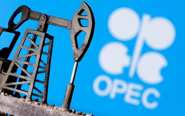 OPECプラスは11月からの大幅減産を決めている＝ロイター