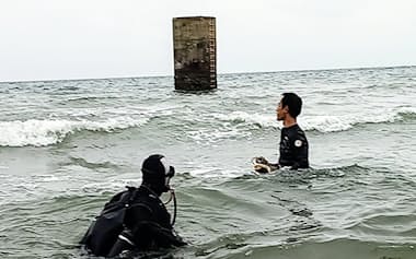 長生炭鉱の遺骨収容に向けダイバーたちが協力している(2024年10月、山口県宇部市)=DIVE Explorers提供