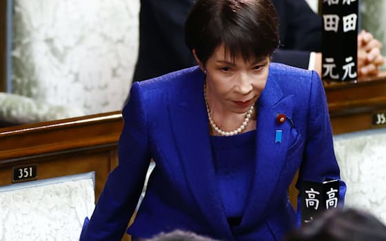 衆院本会議に臨む高市首相(23日) 衆院本会議に臨む高市首相(23日)