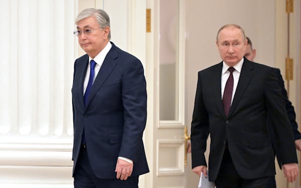 カザフスタンのトカエフ大統領はロシアのウクライナ侵攻を支持せず、親ロ派支配地域の併合も認めていない＝ロイター