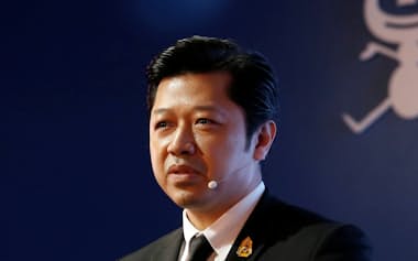 CPグループのCEOを退任したスパチャイ氏(16年撮影)=ロイター