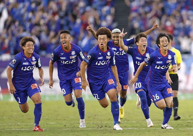 地方のj2クラブが天皇杯v 甲府 苦境越えてpk戦制す 日本経済新聞 地方のj2クラブが天皇杯v 甲府 苦境越えてpk戦制す 日本経済新聞