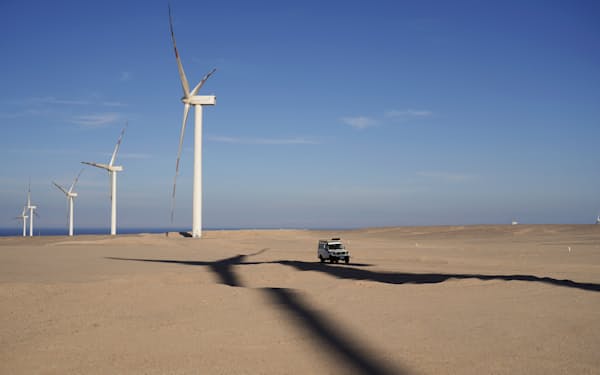 世界では再生可能エネルギーの普及が加速している（エジプトの風力発電）＝ＡＰ