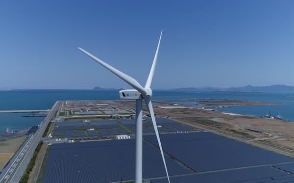 自然電力が北九州市で開発した風力発電＝同社提供