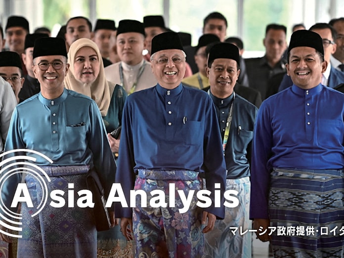 号砲マレーシア総選挙 ナジブ人気 が映す対決図 日本経済新聞 号砲マレーシア総選挙 ナジブ人気 が映す対決図 日本経済新聞