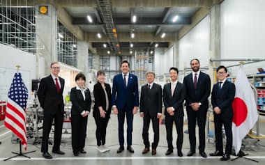 左から4番目がDOEのダリオ・ギル科学・イノベーション担当次官、その右が京都フュージョの小西哲之会長CEO