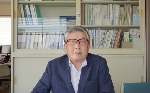 ふくしま・かずあき　長野市のテントメーカー、北信帆布代表。長野県中小企業家同友会で長年活動し、2020年から代表理事。