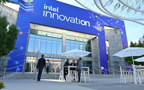 米インテルが開いた開発者イベントの会場（9月、米カリフォルニア州サンノゼ市）＝同社提供