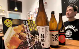 ベルリンの二郎系ラーメン店では日本酒の注文が1日に10杯ほど入る ベルリンの二郎系ラーメン店では日本酒の注文が1日に10杯ほど入る