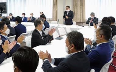 　自民党本部で開かれた安倍派の総会=29日午後、東京・永田町