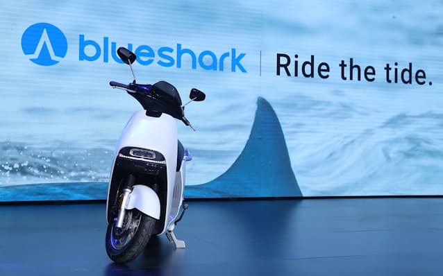 中国新興 自動車技術を活用したスマート電動バイク 日本経済新聞 中国新興 自動車技術を活用したスマート電動バイク 日本経済新聞