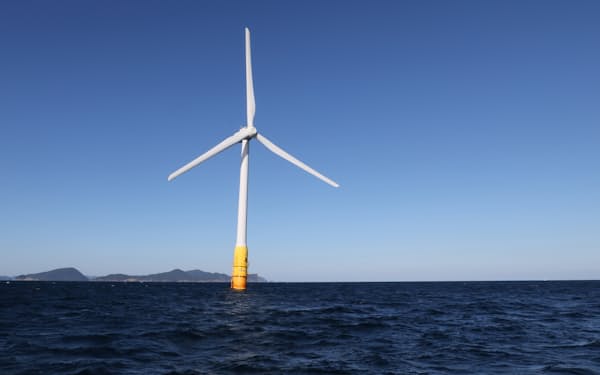 長崎県五島市沖では、まず１基の浮体式洋上風力発電機が運転している