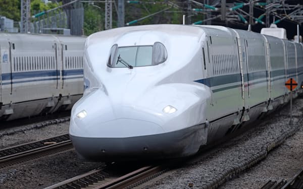 JR東海は東海道新幹線に半自動運転を導入する