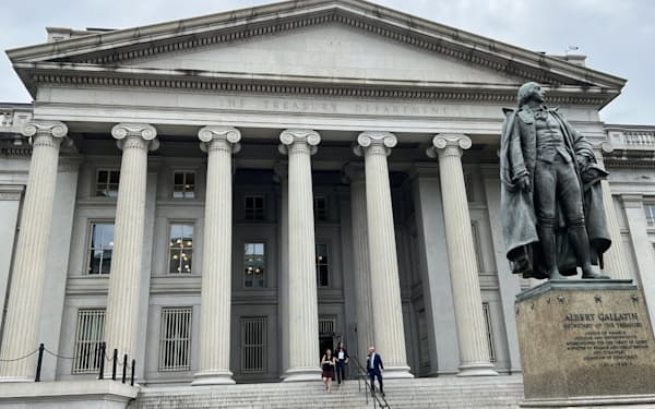 米国債の取引が細り、米財務省は対応策を議論している（米ワシントンの財務省）