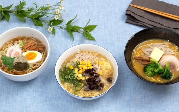 (左から)2位:利尻昆布ラーメン、1位:青天の霹靂しじみ塩ラーメン、3位:青森 味噌カレー牛乳らーめん