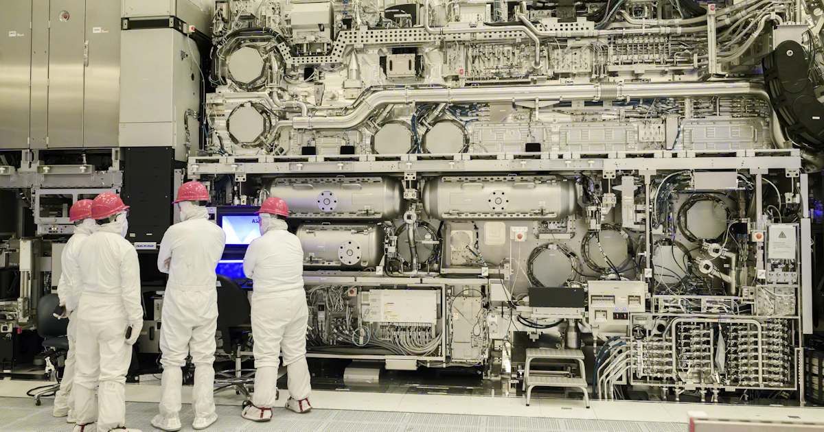 決算:半導体装置の1〜3月、3四半期ぶり2ケタ増収 AI投資加速追い風 - 日本経済新聞