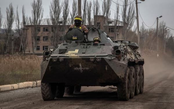 ウクライナ東部ではウクライナ軍の反転攻勢が続く（ドネツク州、6日）＝ロイター