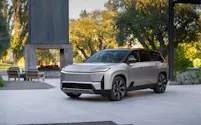 トヨタが公開した新型EV「ハイランダー」