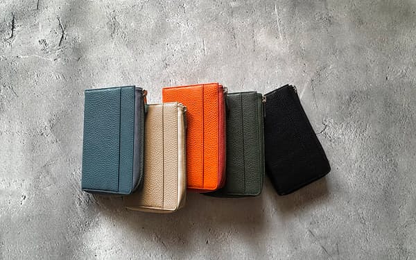 最大30枚、カード特化型ミニ長財布
