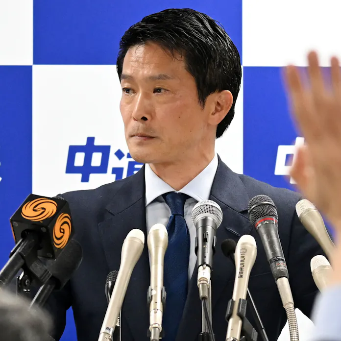 中道・小川淳也代表、憲法の自衛隊明記「絶対ないとは思わず」 - 日本経済新聞