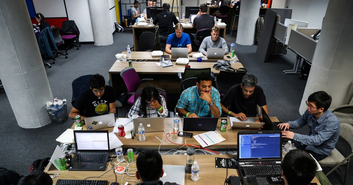 プログラミングが全自動に、マスク氏「2026年末にも」 AIが急速進化 - 日本経済新聞