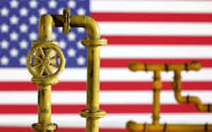 米国を襲った大寒波の影響で、米天然ガス価格は大きく乱高下した=ロイター 米国を襲った大寒波の影響で、米天然ガス価格は大きく乱高下した=ロイター