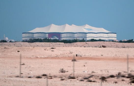 アラブ地域のテントをモチーフにした「アルベイト競技場」。開幕試合となるカタール対エクアドル戦が行われる


