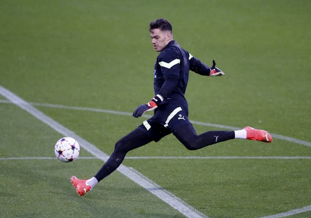 サッカーワールドカップはgkに注目 攻撃のピースに 日本経済新聞 サッカーワールドカップはgkに注目 攻撃のピースに 日本経済新聞